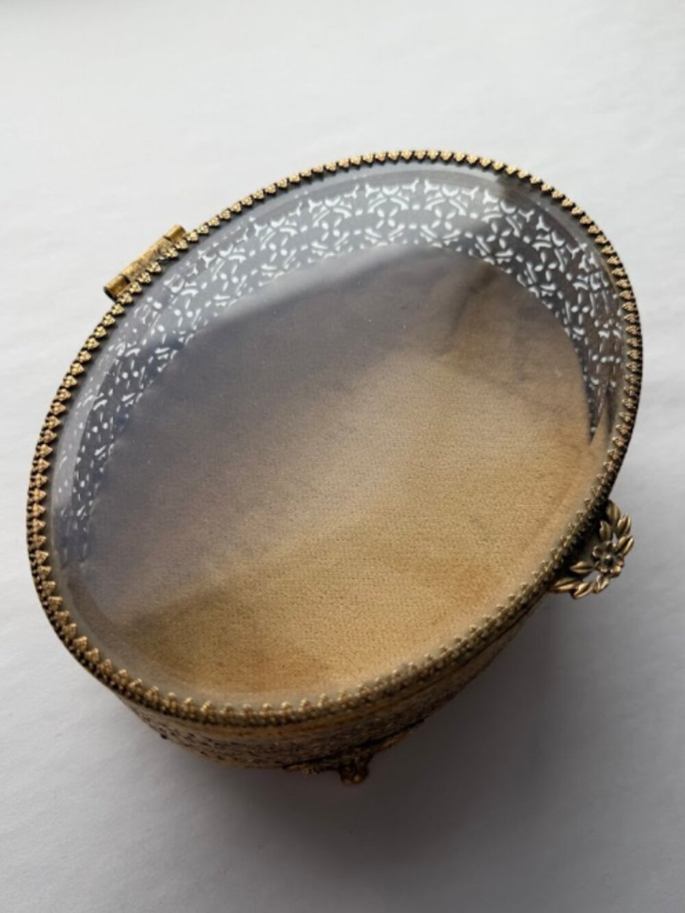 Vintage Ormolu Beveled Glass Oval Filigree Trinket Box Jewelry Casket Gold Foote